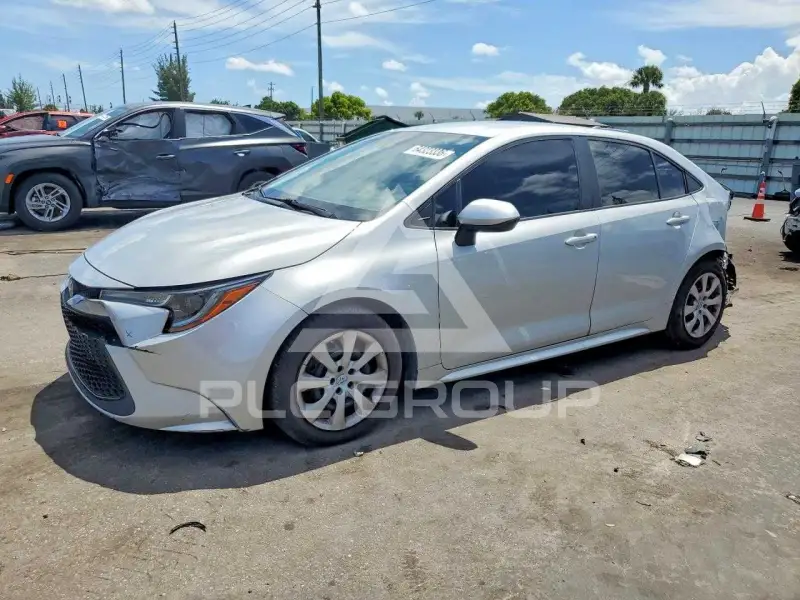 2021 Toyota COROLLA фото