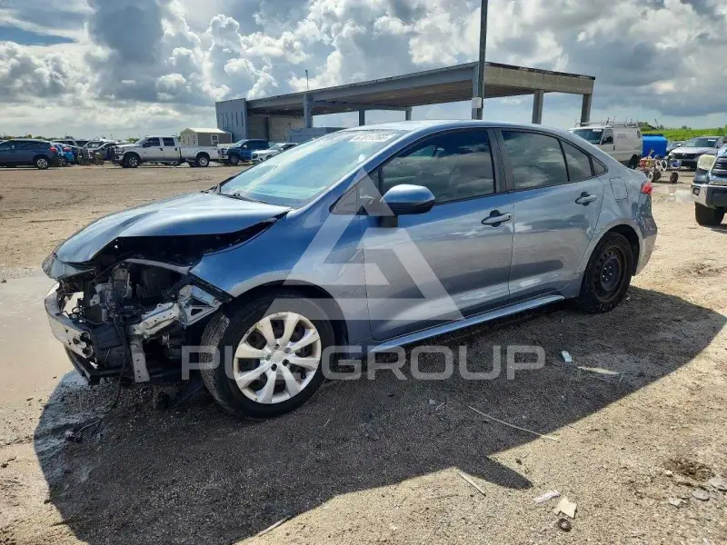 2021 Toyota COROLLA photo