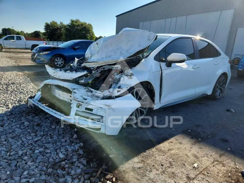2021 Toyota COROLLA photo