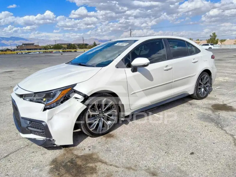 2021 Toyota COROLLA фото