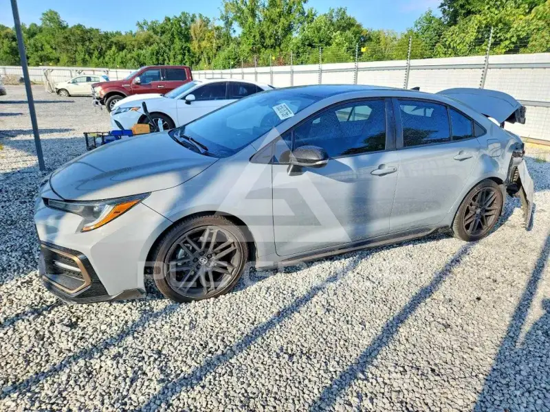 2021 Toyota COROLLA фото