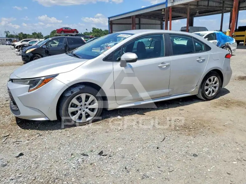 2021 Toyota COROLLA фото