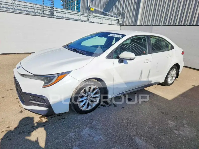 2021 Toyota COROLLA фото