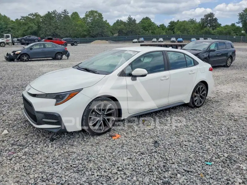 2021 Toyota COROLLA фото