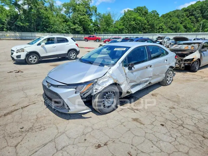 2021 Toyota COROLLA фото