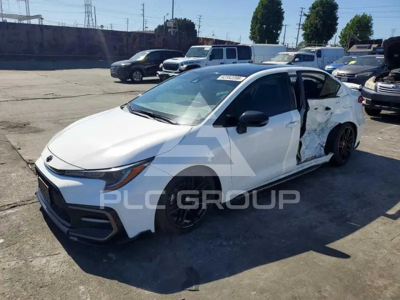2021 Toyota COROLLA фото