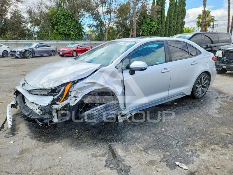 2021 Toyota COROLLA фото