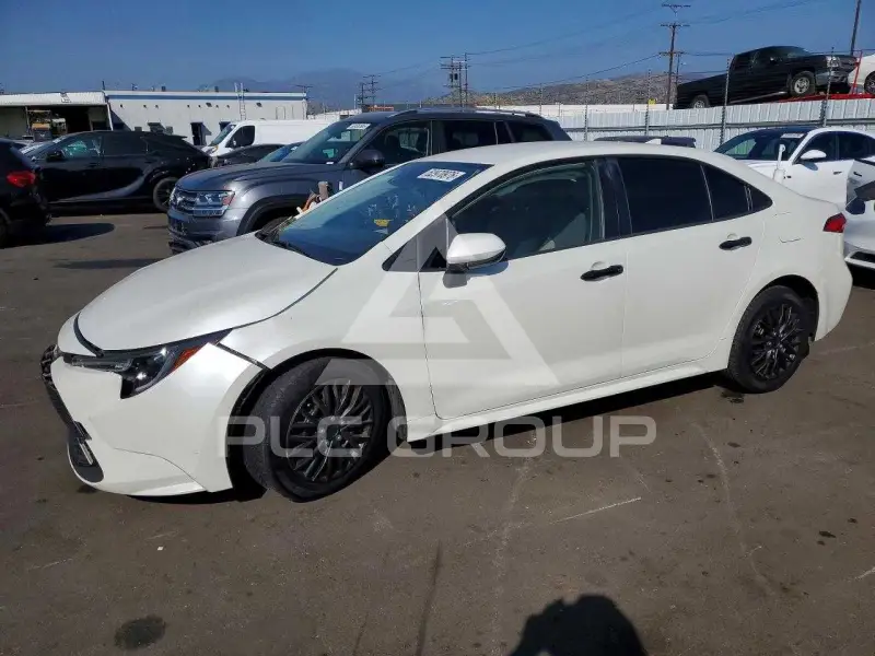 2021 Toyota COROLLA photo