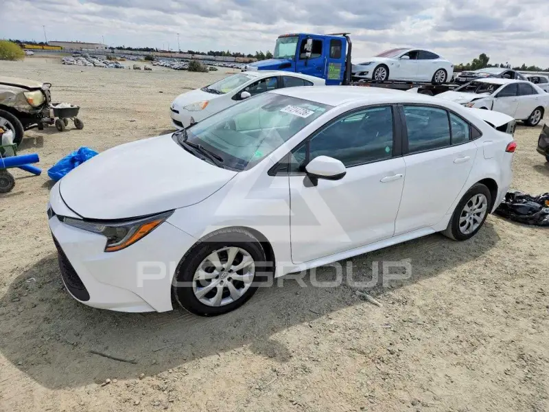 2021 Toyota COROLLA фото