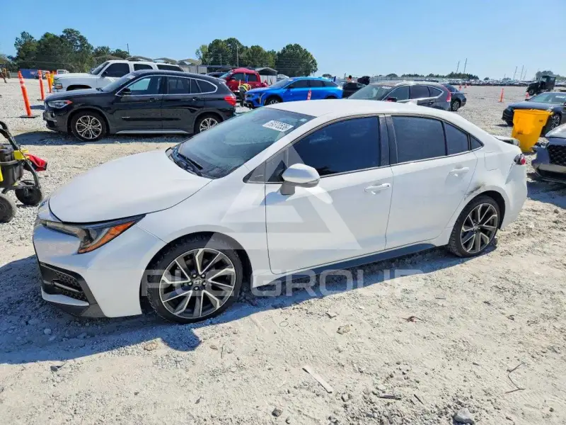 2021 Toyota COROLLA фото