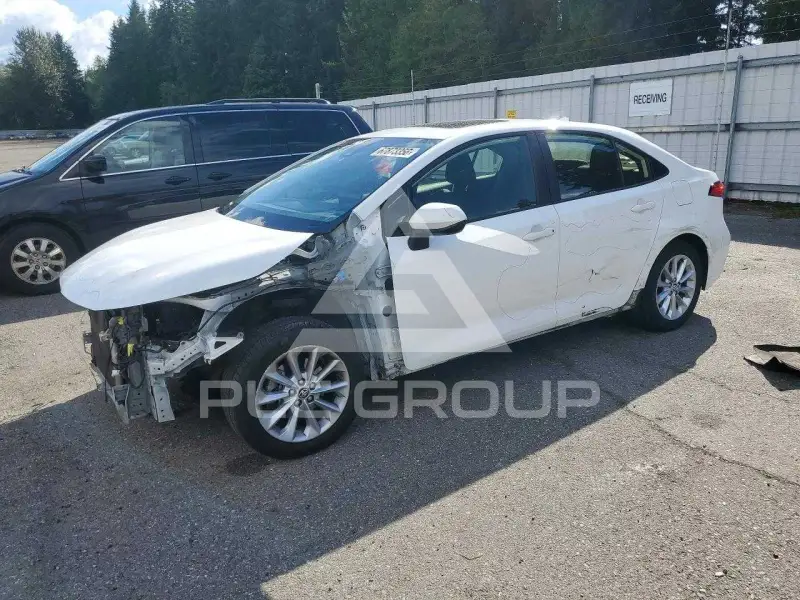 2021 Toyota COROLLA фото