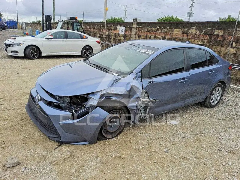 2021 Toyota COROLLA photo
