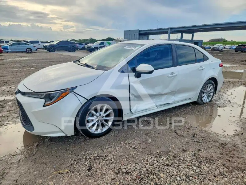 2021 Toyota COROLLA фото