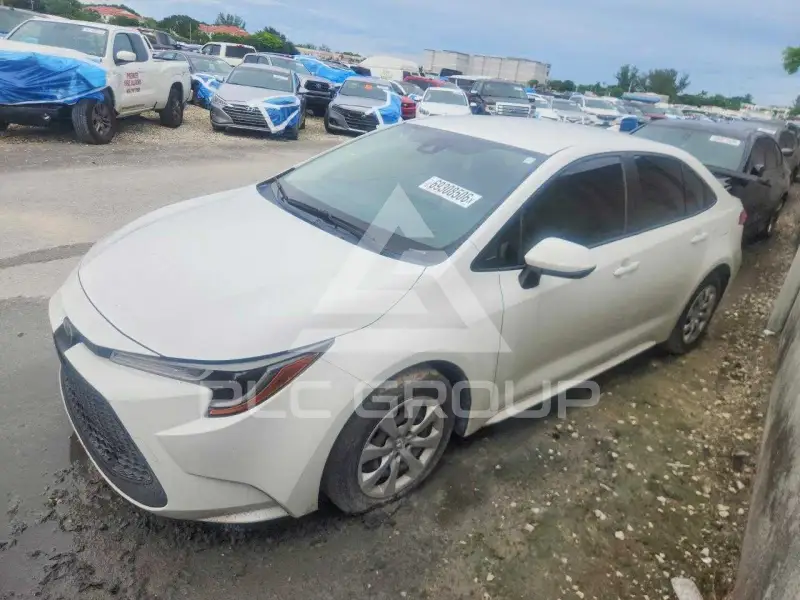 2021 Toyota COROLLA фото