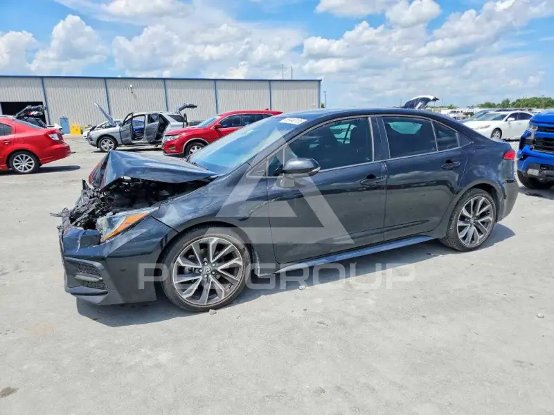 2021 Toyota COROLLA photo