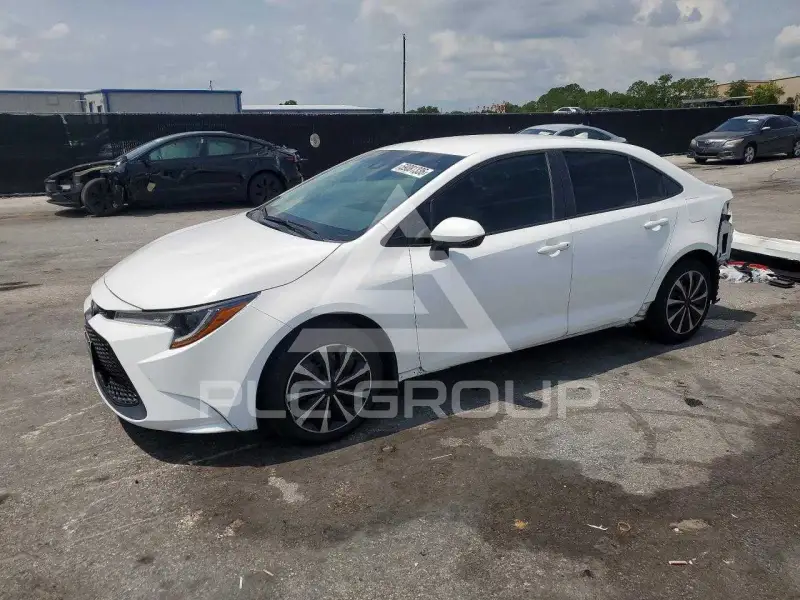 2021 Toyota COROLLA фото