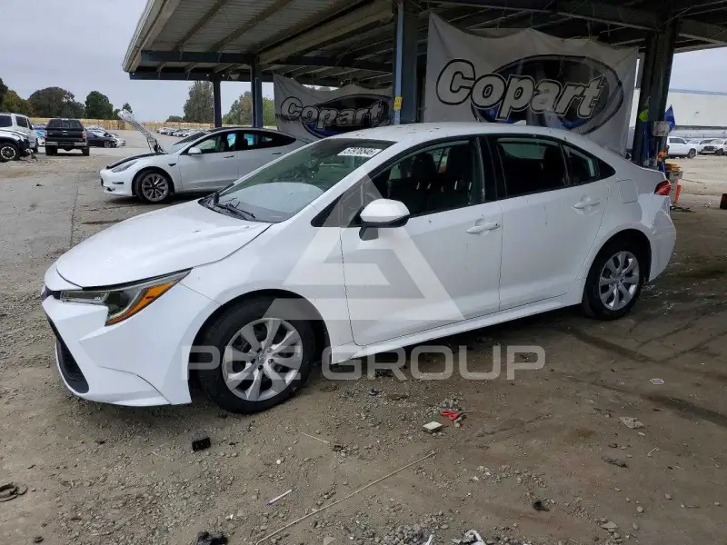 2021 Toyota COROLLA фото