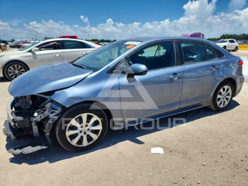 2021 Toyota COROLLA photo