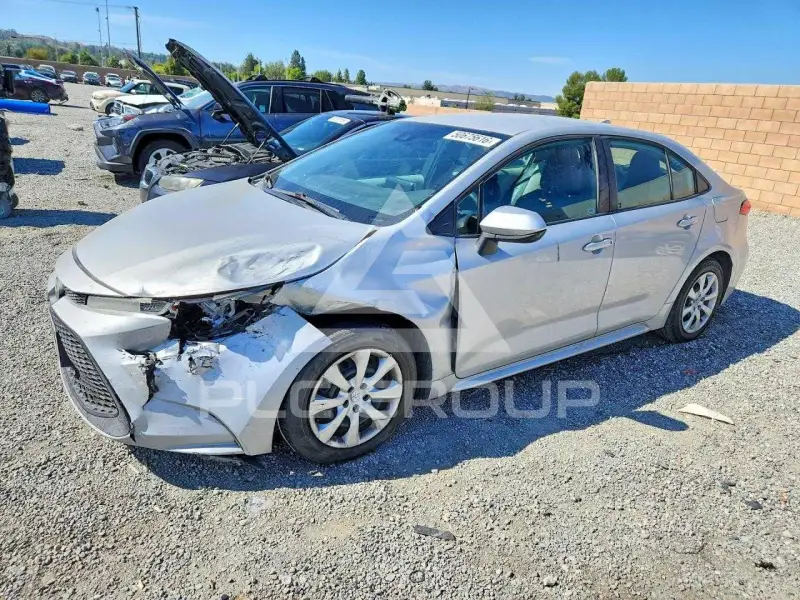 2021 Toyota COROLLA фото