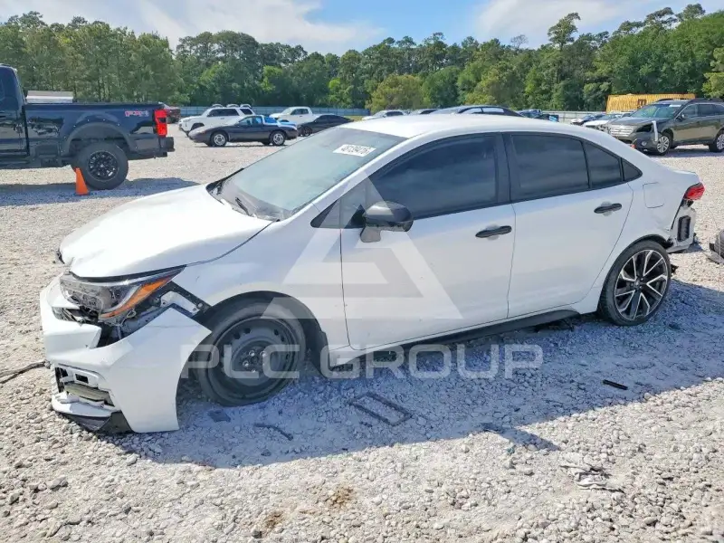 2021 Toyota COROLLA photo