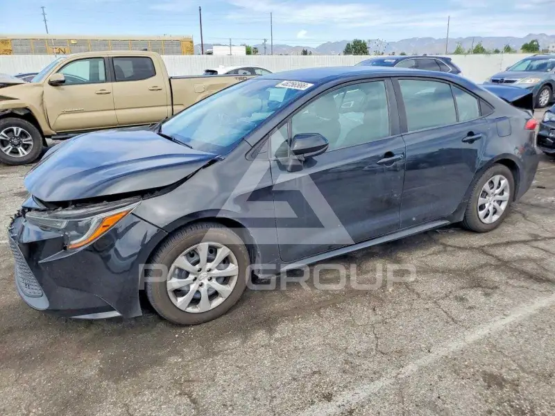 2021 Toyota COROLLA фото