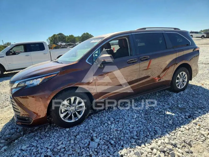 2021 Toyota SIENNA фото