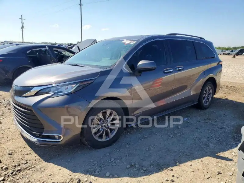2021 Toyota SIENNA photo