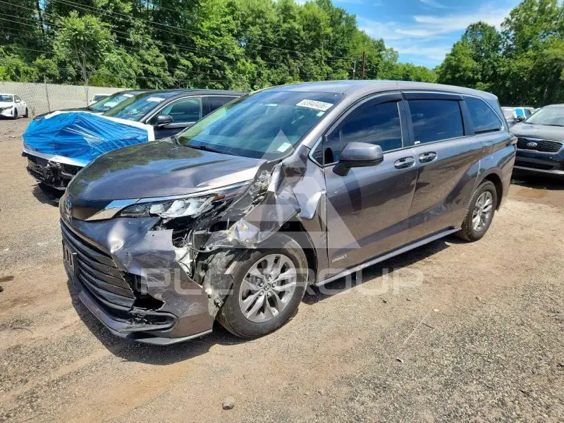 2021 Toyota SIENNA фото