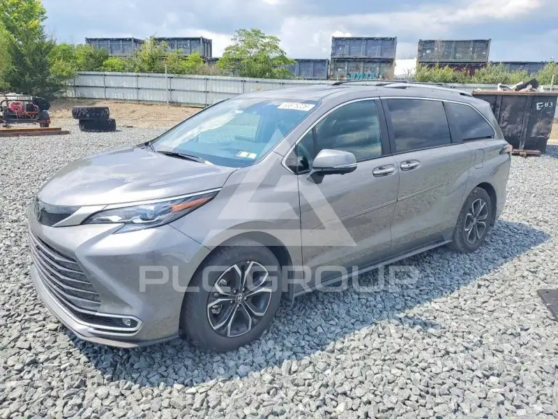 2026 Toyota SIENNA фото