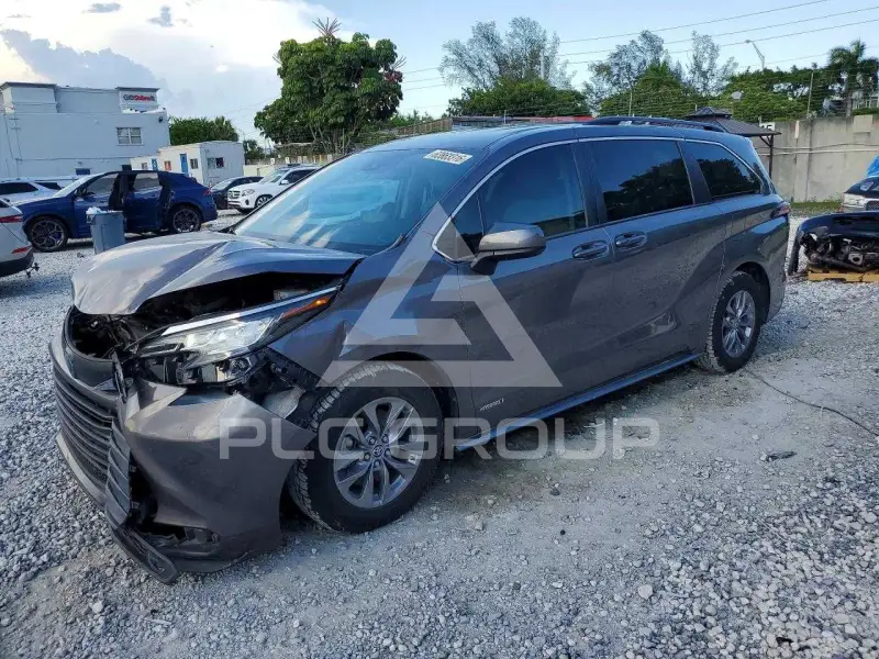 2021 Toyota SIENNA фото