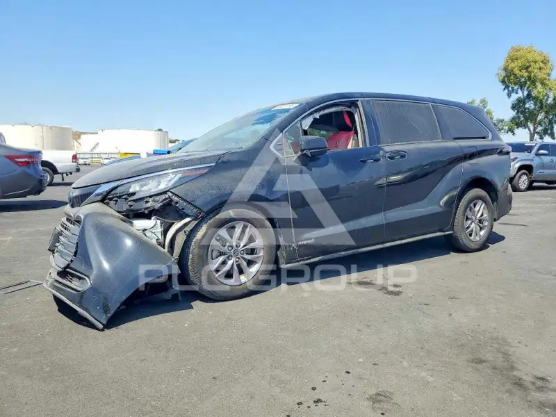 2021 Toyota SIENNA фото