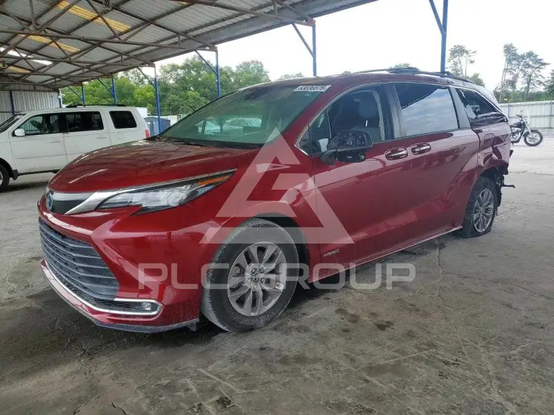 2021 Toyota SIENNA photo