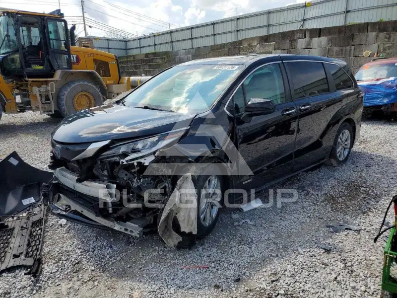 2021 Toyota SIENNA фото