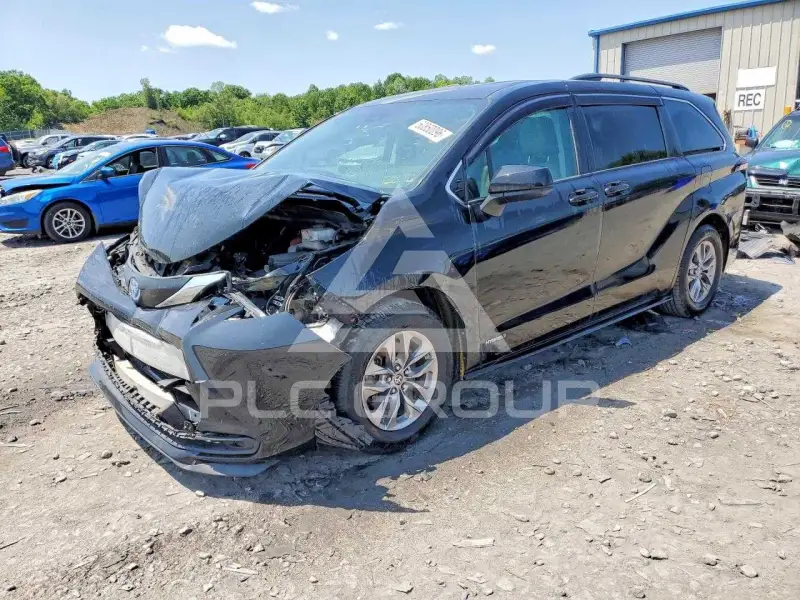 2021 Toyota SIENNA photo