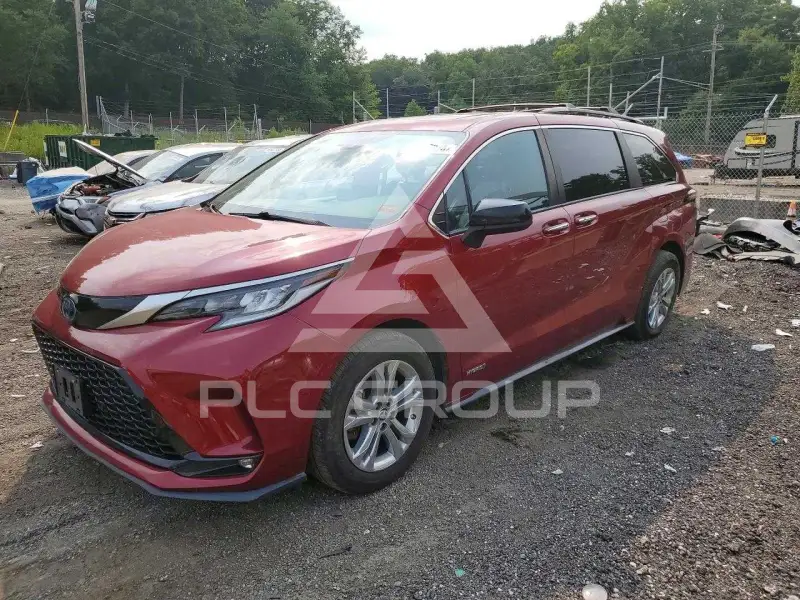 2021 Toyota SIENNA photo