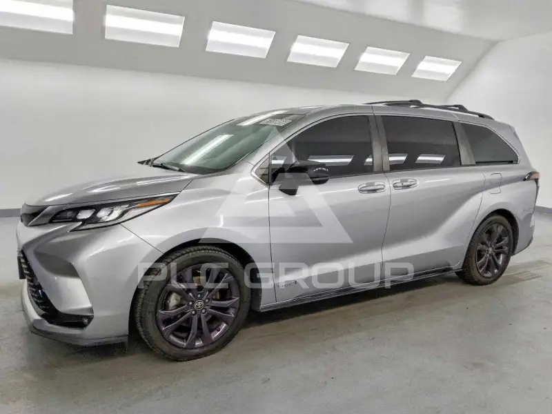 2021 Toyota SIENNA фото