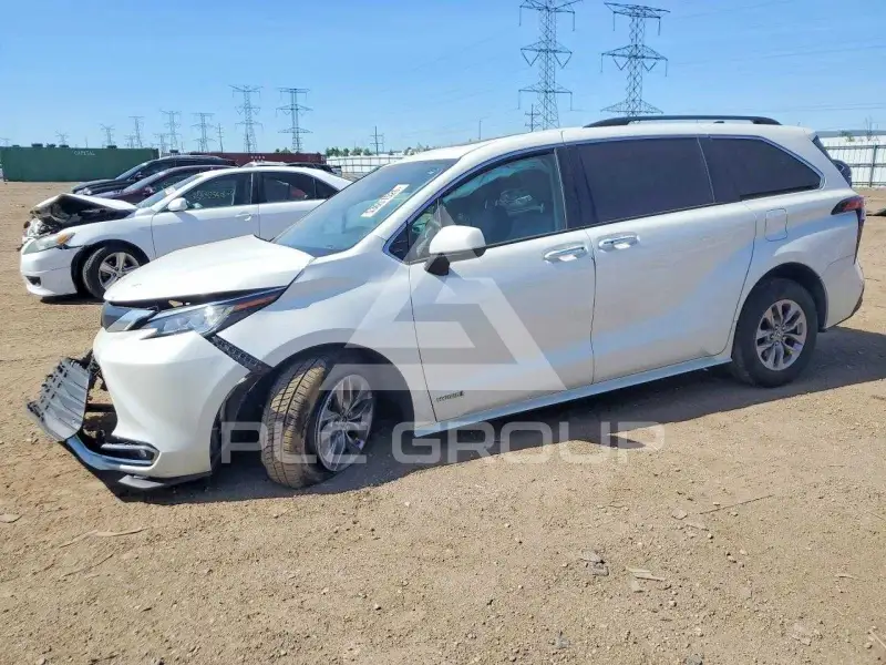 2021 Toyota SIENNA фото