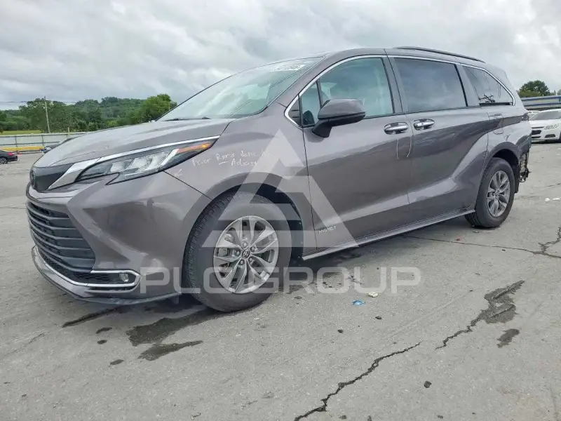 2021 Toyota SIENNA фото