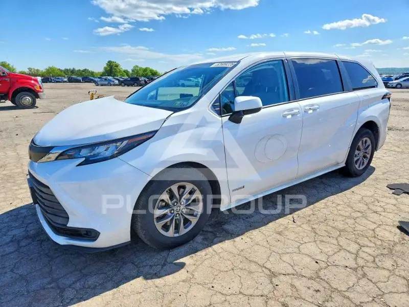 2021 Toyota SIENNA фото