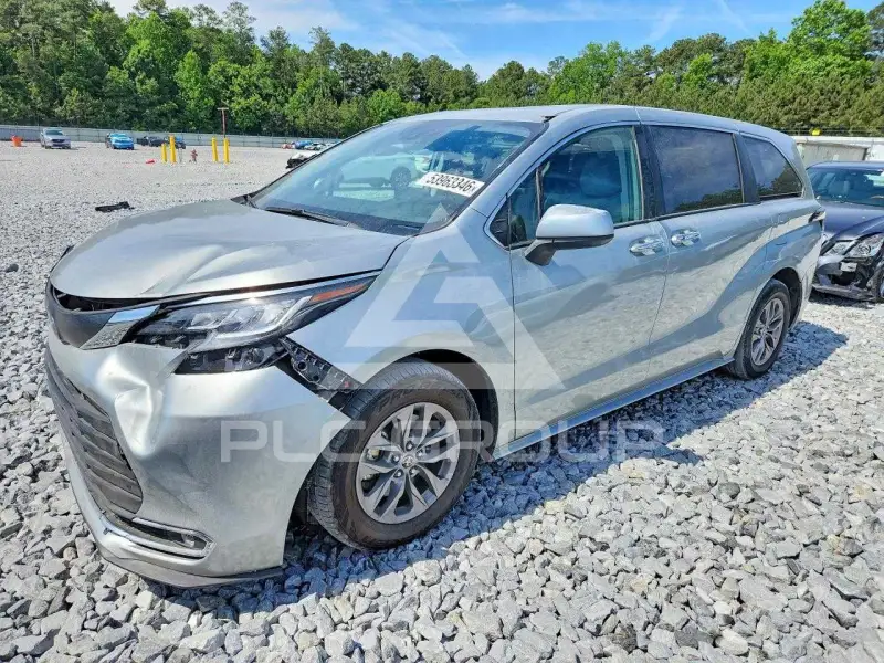 2021 Toyota SIENNA фото