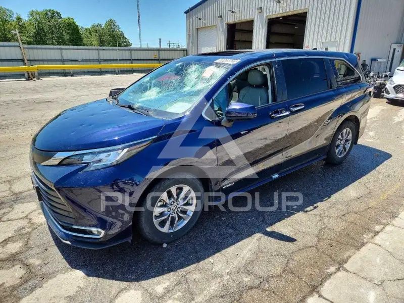 2021 Toyota SIENNA фото