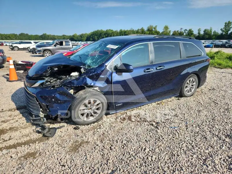 2021 Toyota SIENNA фото