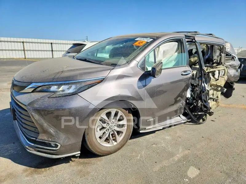 2021 Toyota SIENNA фото