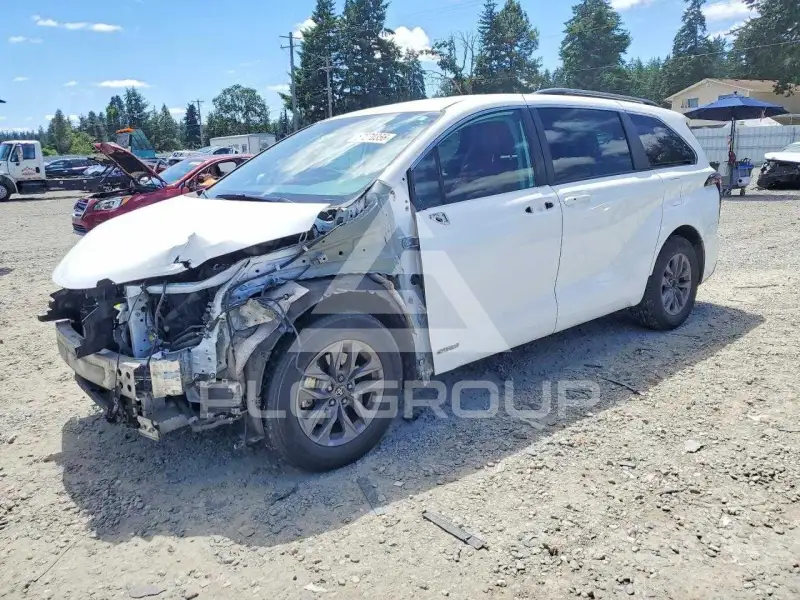 2021 Toyota SIENNA фото