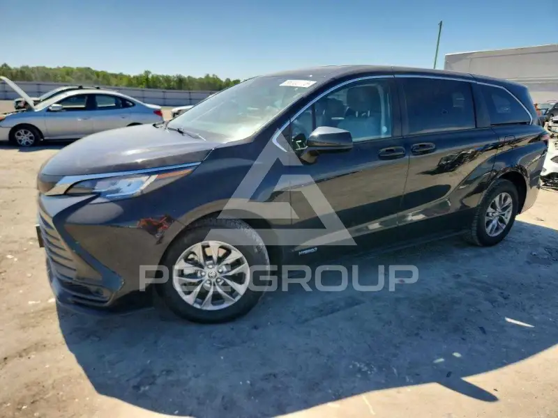 2021 Toyota SIENNA фото