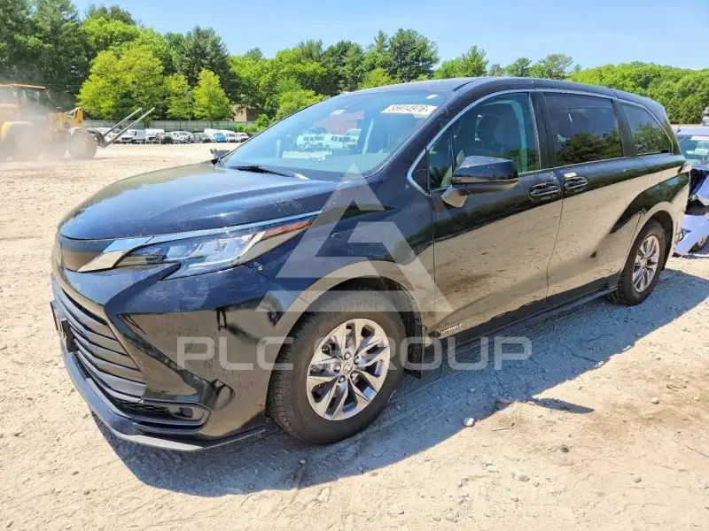 2021 Toyota SIENNA фото