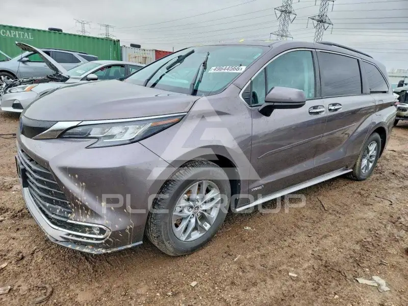 2021 Toyota SIENNA фото