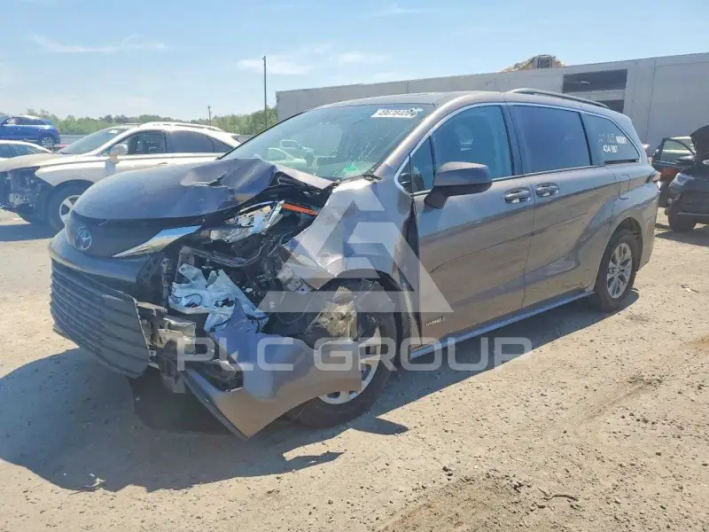 2021 Toyota SIENNA фото