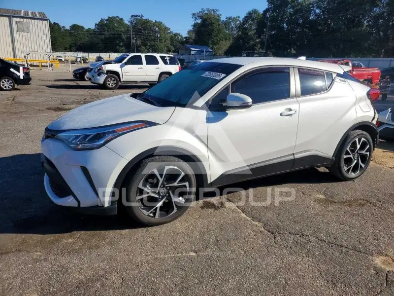 2021 Toyota C-HR photo