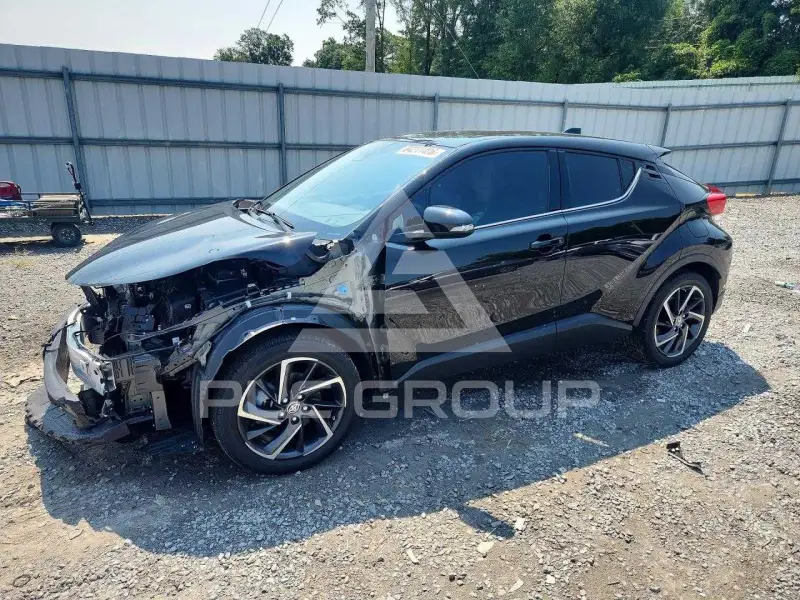 2021 Toyota C-HR photo